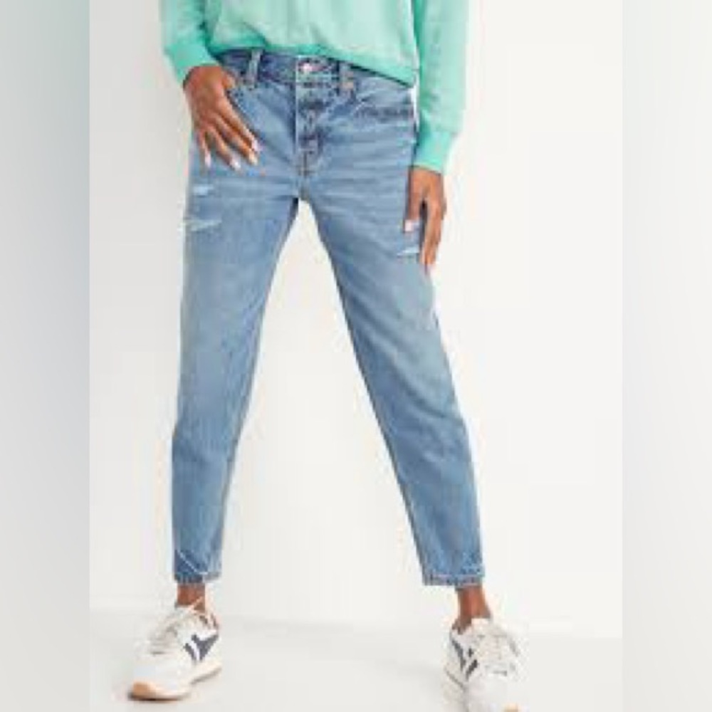 Old Navy Mid Rise Slouchy Taper Jeans Mid Rise Distressed Size 2